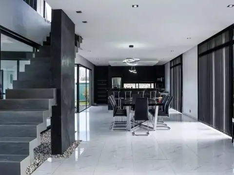 Casa en Venta 1 año