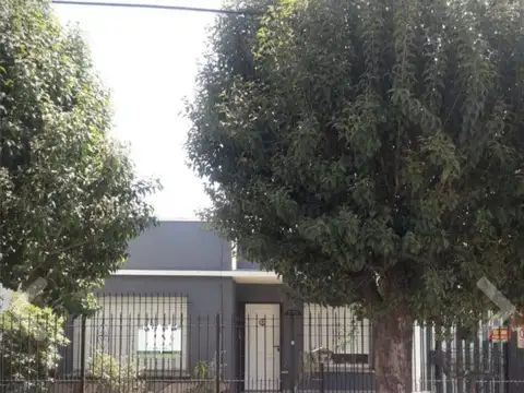 Casa en venta Italia 1075, Burzaco