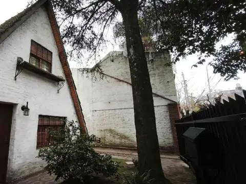 VENTA CASA 3AMB+CASA  2AMB CIUDAD EVITA MULTIFAM.