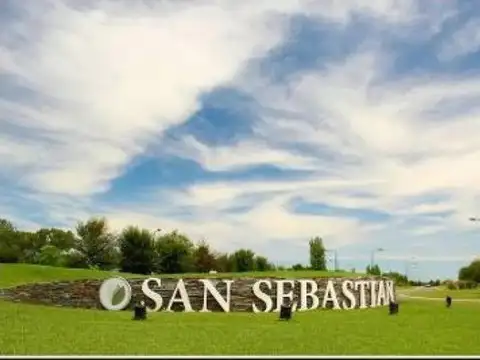 Casa a Estrenar en San Sebastián .-