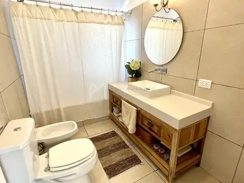Casa 6 ambientes con 3 baños