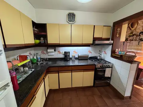 Casa en Alquiler en Olivos, USD 1.800