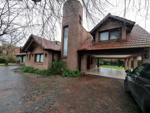 Casa en Venta de 4 dormitorios