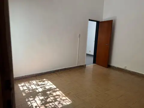 Depto Tipo Casa en Venta con 3 cocheras