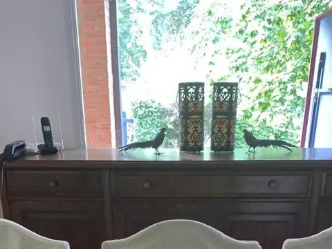 VENTA DE CASA  3 dormitorios toda PB BAJO PRECIO