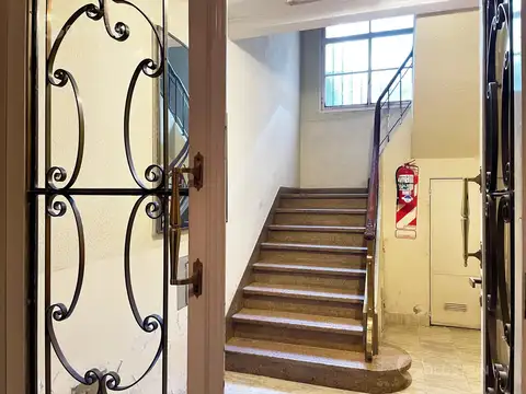 Depto Tipo Casa en Venta de 4 dormitorios