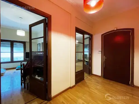 Depto Tipo Casa 5 ambientes con 2 baños