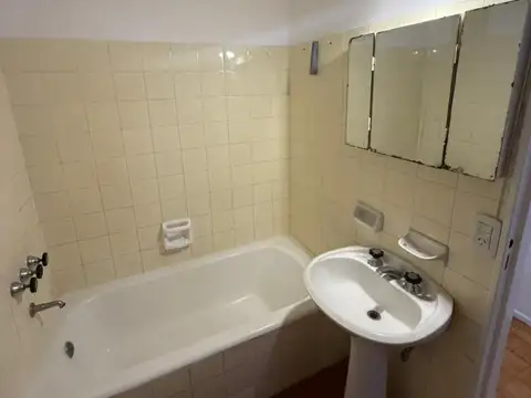 Departamento en Alquiler de Monoambiente