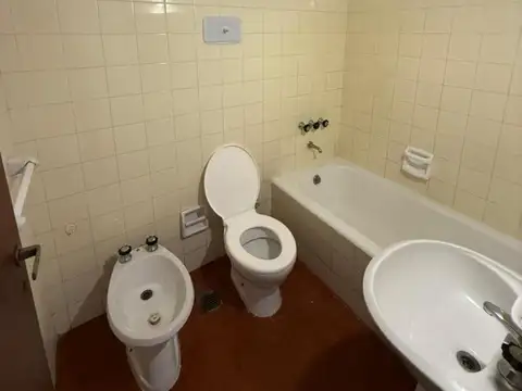 Departamento en Alquiler en Quilmes, $ 350.000