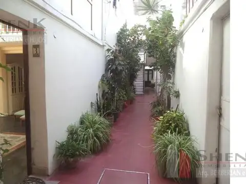 Depto Tipo Casa en Venta de 4 ambientes