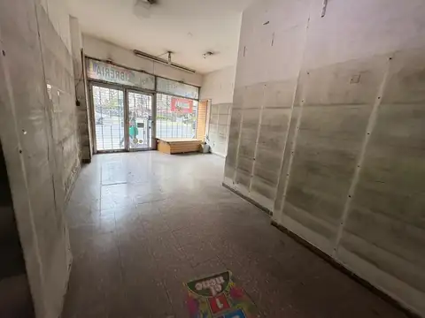 Local en Venta en Botanico, USD 820.000