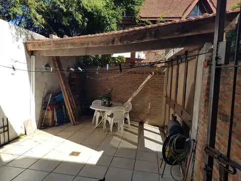 Depto Tipo Casa en Venta al Este