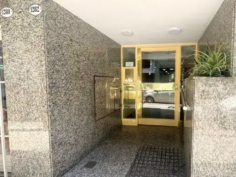 Oficina en Alquiler en Barrio Norte, $ 1.200.000