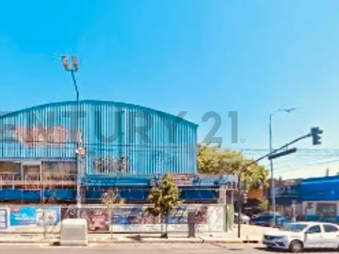 LOCAL COMERCIAL 700 m2 EN ALQUILER EN FLORESTA