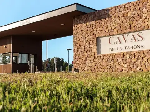 Terreno en venta de 883m2 ubicado en Cavas de la Tahona