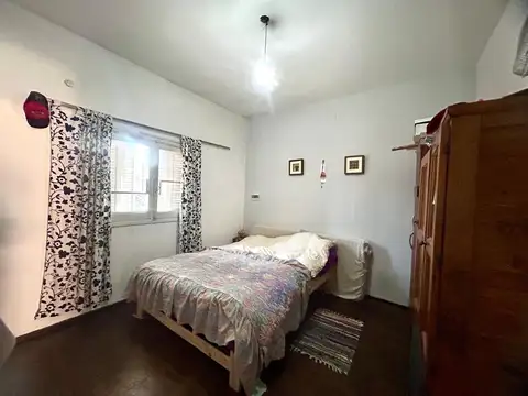 Casa 6 ambientes con 1 baño