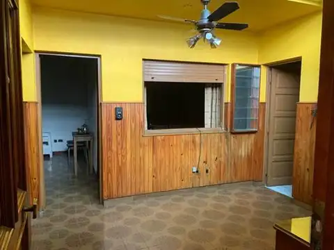 Depto Tipo Casa 4 ambientes con 1 baño