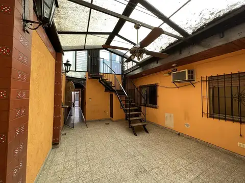 Depto Tipo Casa en Venta de 4 ambientes