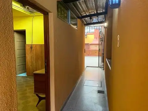 Depto Tipo Casa en Venta en Coghlan, USD 190.000