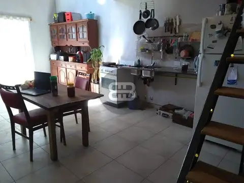 Depto Tipo Casa 5 ambientes con 4 baños