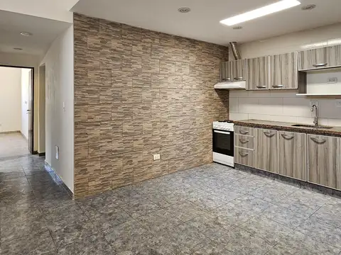 Depto Tipo Casa en Alquiler con 1 cocheras