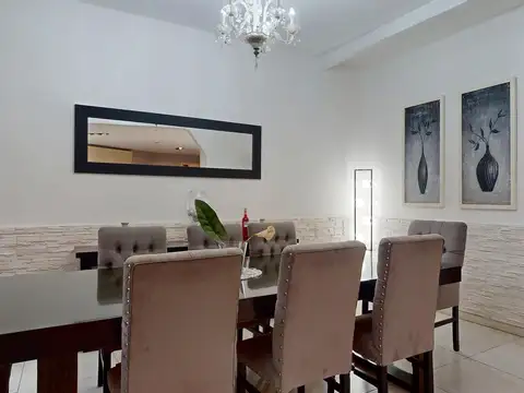 Casa 4 ambientes con 3 baños