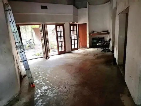 CASA 4 AMBIENTES VENTA LOMAS DE ZAMORA OPORTUNIDAD