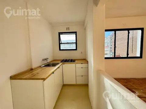 EXCELENTE 2 AMBIENTES RECICLADO A NUEVO - BALVANERA