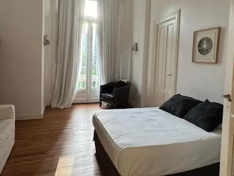 DEPARTAMENTO EN VENTA EN UN EDIFICIO HISTORICO