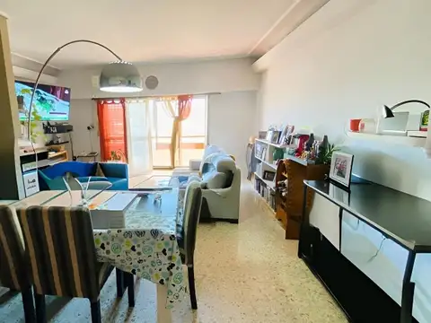 Venta PH 3 ambientes con gran terraza planta alta  en Quilmes