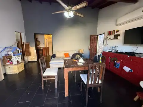 Depto Tipo Casa en Venta 40 años