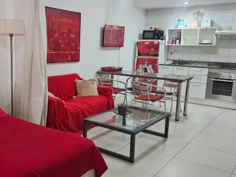 San Telmo, Carlos Calvo 1500, 1 amb, 38m2, u$s 600 + luz + internet.  (Alq min 3 meses)