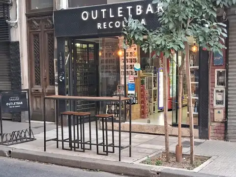 Montevideo 1000, Piso PB