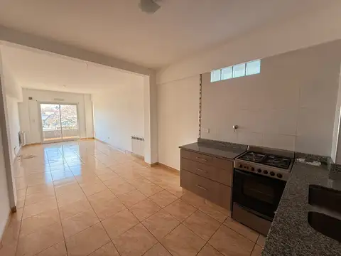 VENTA DEPARTAMENTO 3 AMBIENTES COCHERA FIJA VILLA ORTUZAR
