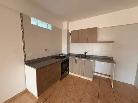 Departamento 3 ambientes con 1 baño