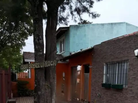 Casa en venta - 3 Dormitorios 2 Baños - Villa Gesell