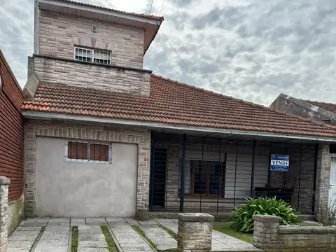 Depto Tipo Casa en Venta de 4 dormitorios