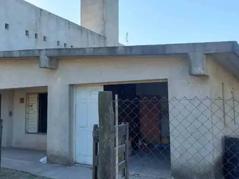 Venta casa 3 dormitorios bouwer