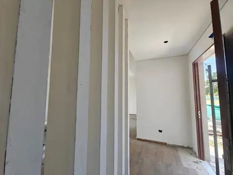 Casa en Venta en Pilar Del Este, USD 240.000