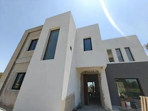 Casa en venta en Santa Sofia, Pilar del Este