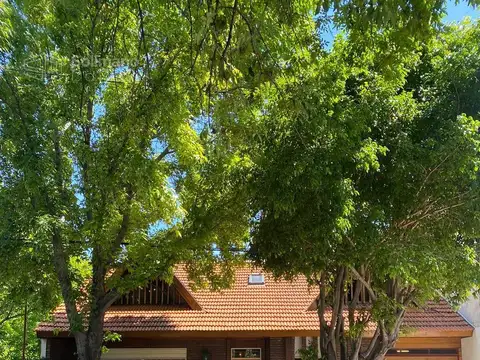 Falucho 100 Villa Martelli