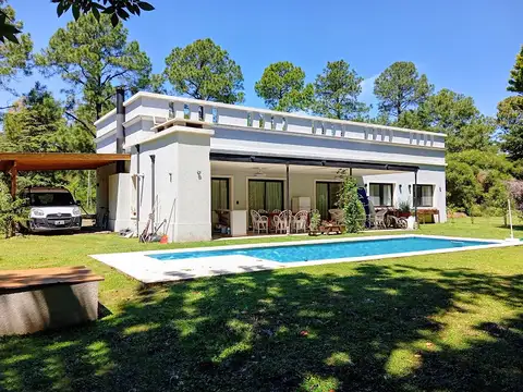 EXCELENTE PROPIEDAD EN LOS CARDALES COUNTRY CLUB