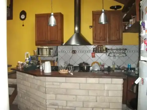 Casa en Venta en 414  y 144 Arturo Segui - Alberto Dacal Propiedades