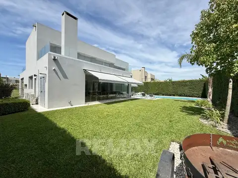 CASA 6 AMB BARRIO AYRES PLAZA PILAR PREMIUM