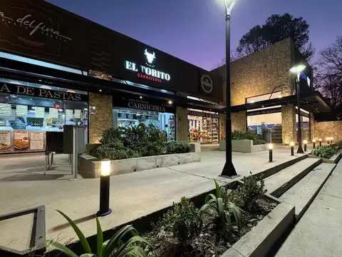 Local en Alquiler en Pilar Centro, $ 2.400.000