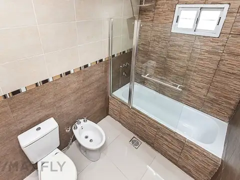 VENTA EN BLOCK CASA Y DEPTO 6 AMBIENTES TEMPERLEY