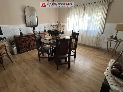 Depto Tipo Casa en Venta en Villa Sarmiento, USD 150.000