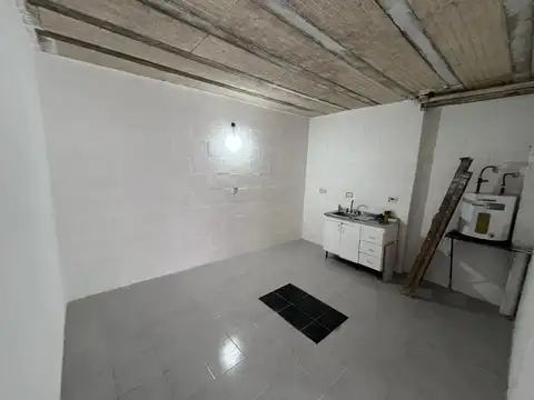Depto Tipo Casa en Alquiler de 1 dormitorio
