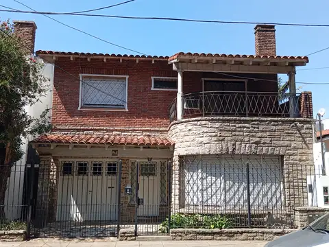 Fray Justo Sarmiento 2400