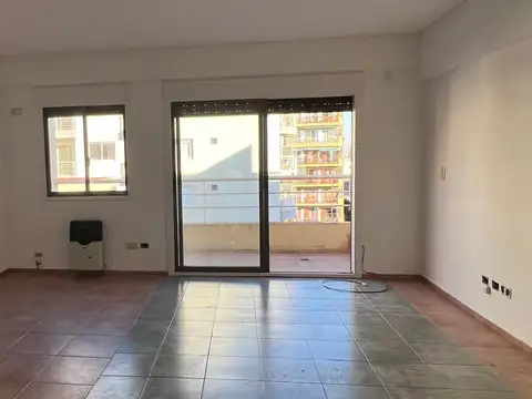 Jose Bonifacio 100, Piso 7